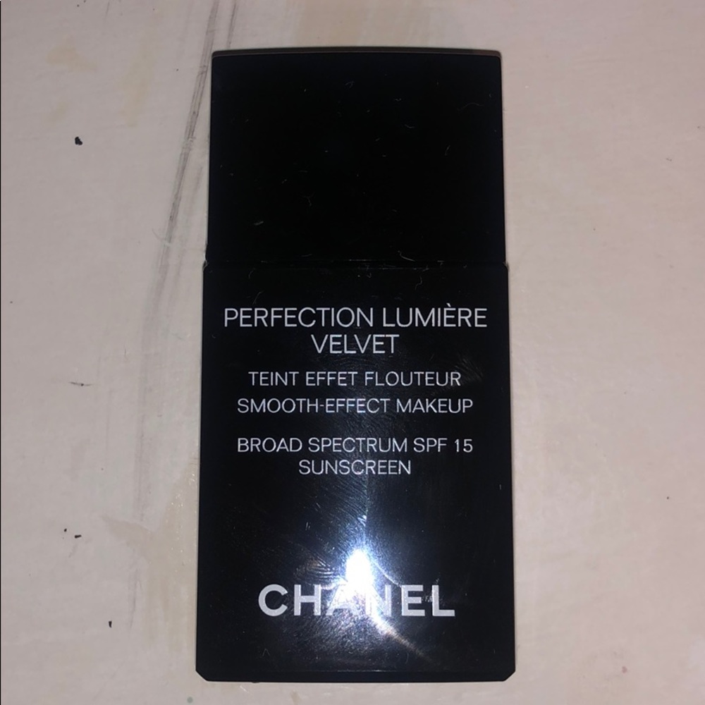 Chanel foundation